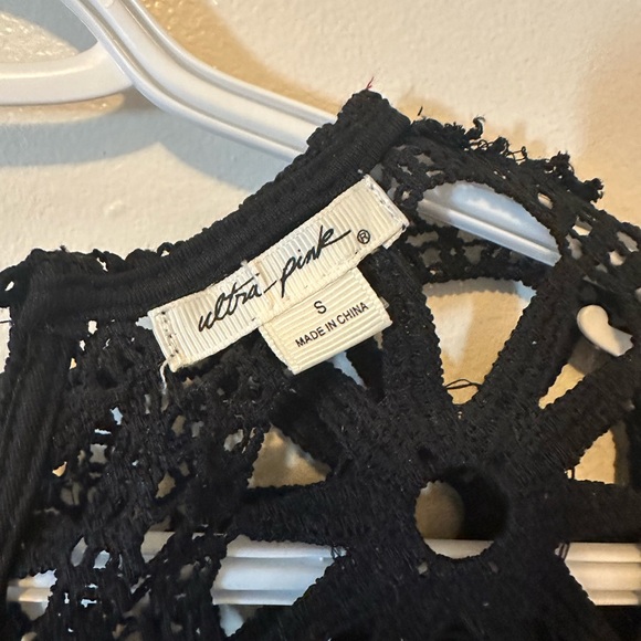 Lace black, short sleeve blouse - Picture 2 of 2